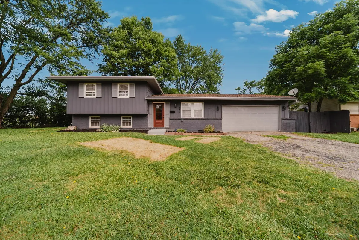 2850 Ravenswood Court, Columbus, OH 43232 - #1