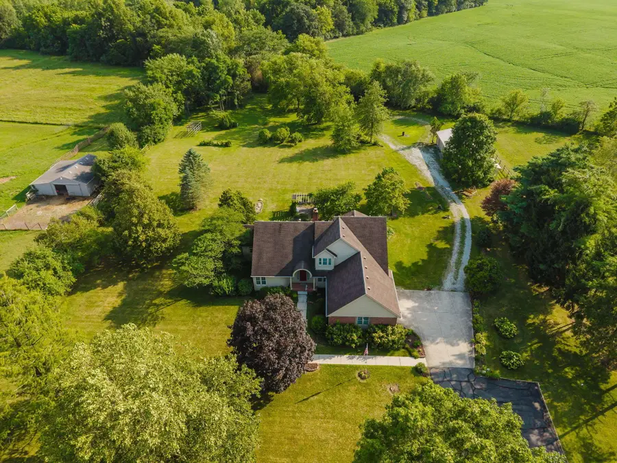 8429 London Groveport Road, Grove City, OH 43123 - #3