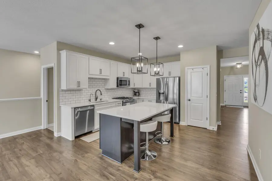 2753 Newbern Drive W, Blacklick, OH 43004 - #3