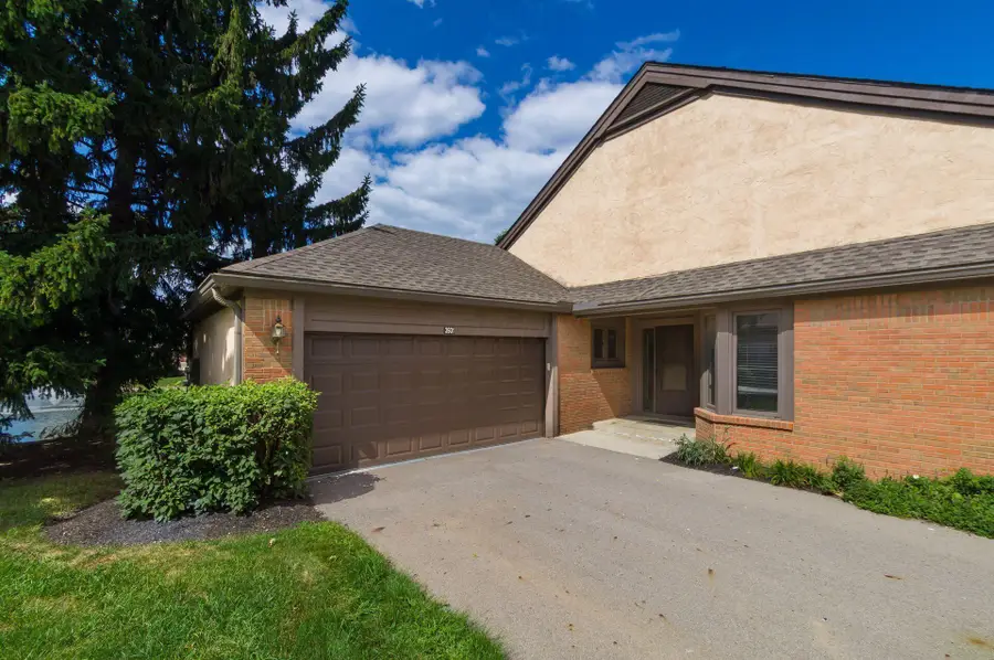 3931 Inverness Circle, Dublin, OH 43016 - #2