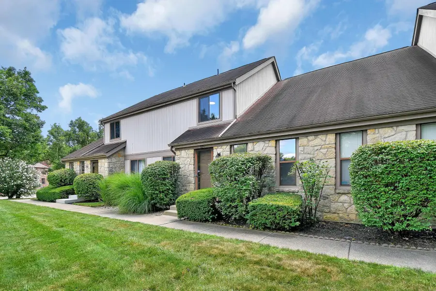 597 Farler Drive, Columbus, OH 43213 - #3