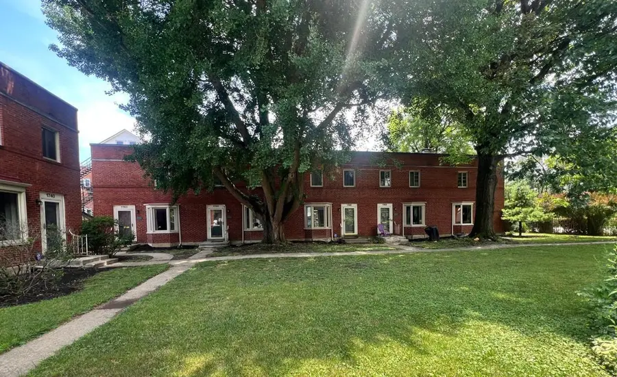 1738-1750 E Broad Street, Columbus, OH 43203 - #2