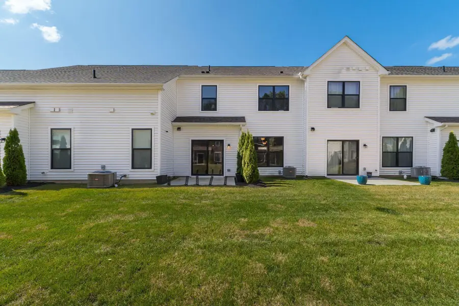 6406 Hamilton Woods Boulevard N, Westerville, OH 43081 - #3