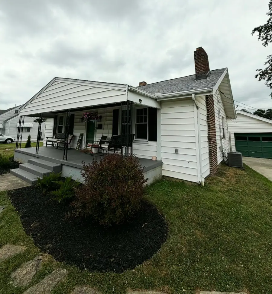 724 Carolyn Road, Washington Court House, OH 43160 - #3