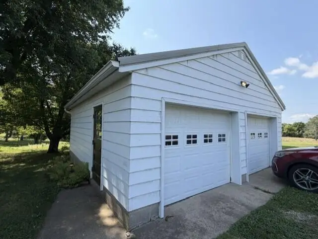 5109 Cincinnati Zanesville Road Ne, Lancaster, OH 43130 - #3