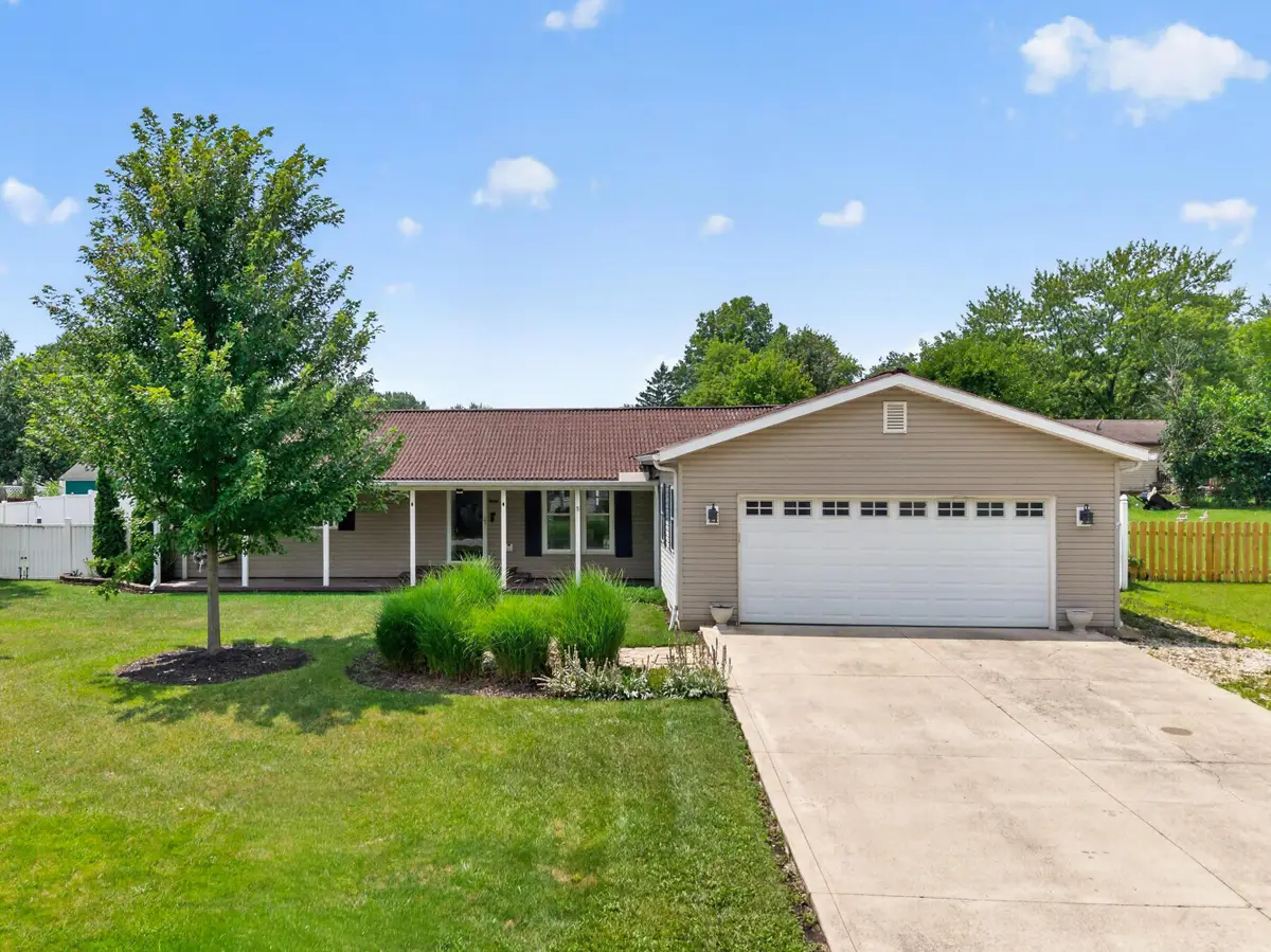 15753 Valleyview Drive N, Marysville, OH 43040 - #1