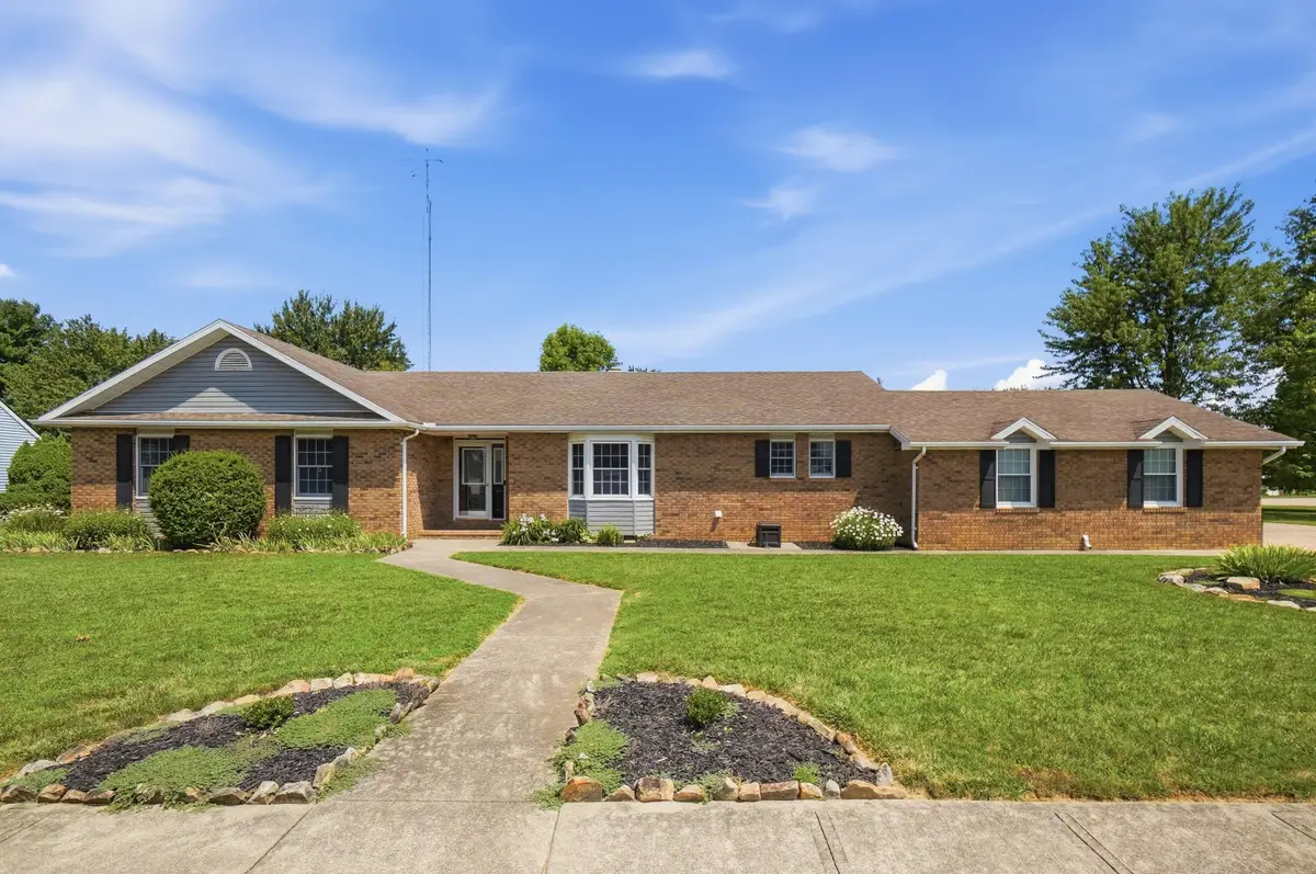 1104 Farmington Lane, Washington Court House, OH 43160 - #1