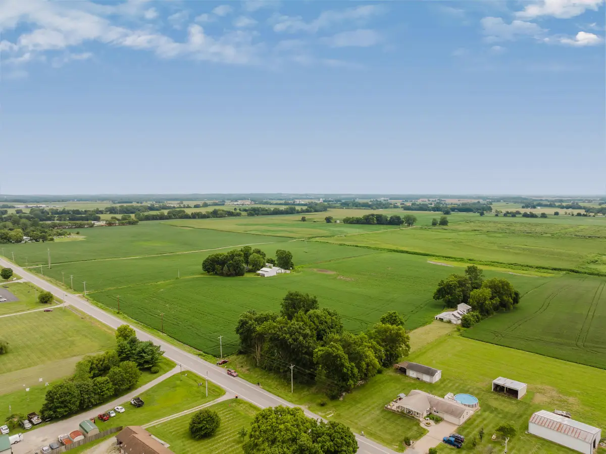 3529 National Road Sw, Hebron, OH 43025 - #1