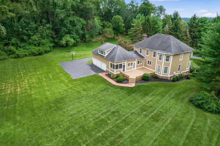 384 Longford Drive, Granville, OH 43023 - #3