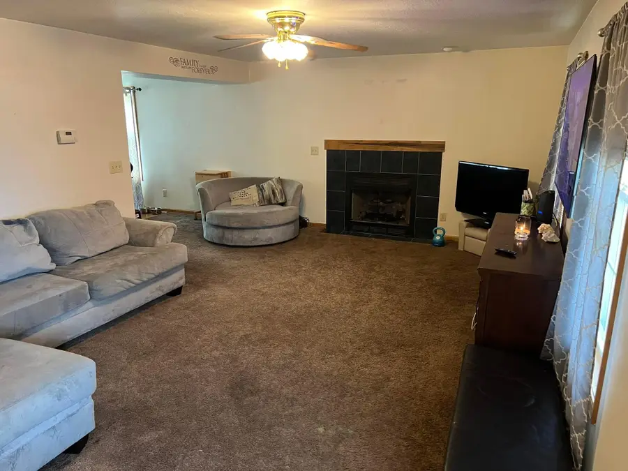 5024 Nelson Drive, Ashville, OH 43103 - #3