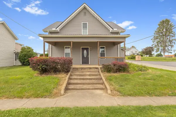22 W 3rd Street, Frazeysburg, OH 43822
