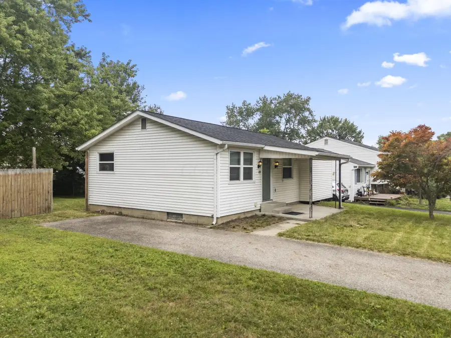 1679 Woodhurst Court, Columbus, OH 43223 - #2