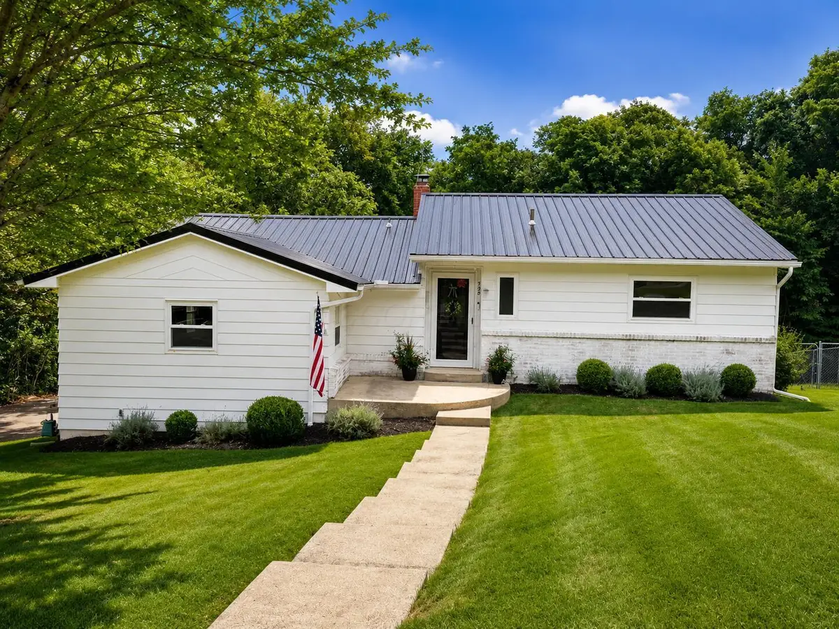 729 Glenwood Drive, Logan, OH 43138 - #1