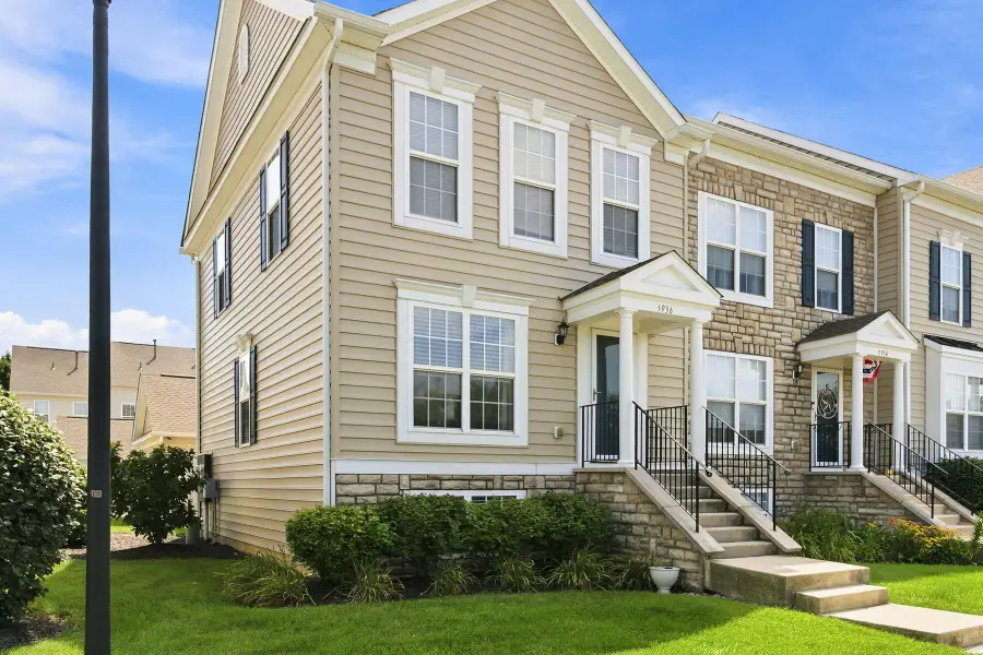 5936 Bridgehampton Drive, New Albany, OH 43054 - #2