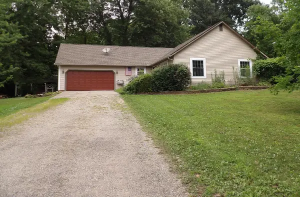 263 Apple Blossom Road Sw, Pataskala, OH 43062