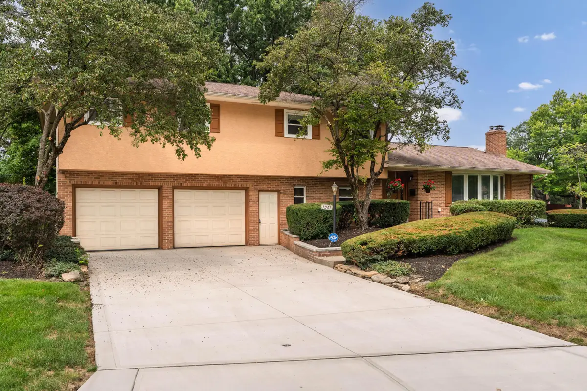 1561 Rose View Drive, Columbus, OH 43209 - #1
