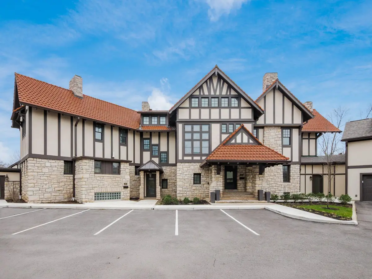 2015 W 5th Avenue, Columbus, OH 43212 - #1