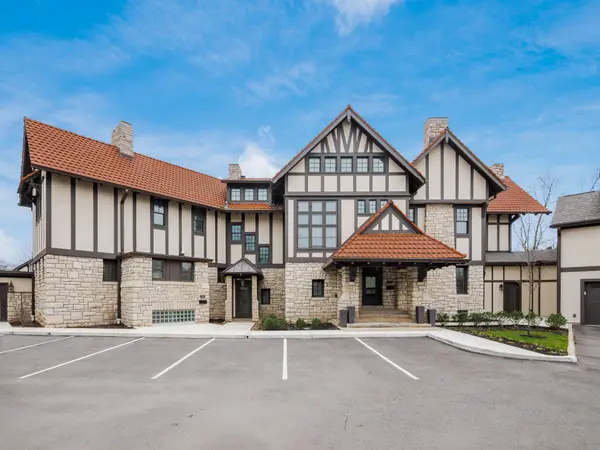 2015 W 5th Avenue, Columbus, OH 43212