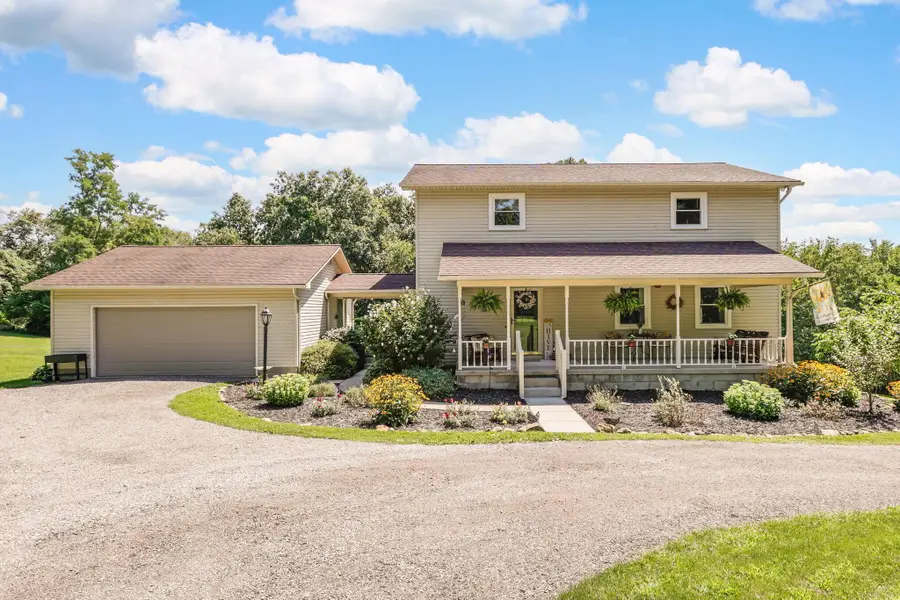 524 W Rushville Road Ne, Lancaster, OH 43130 - #3