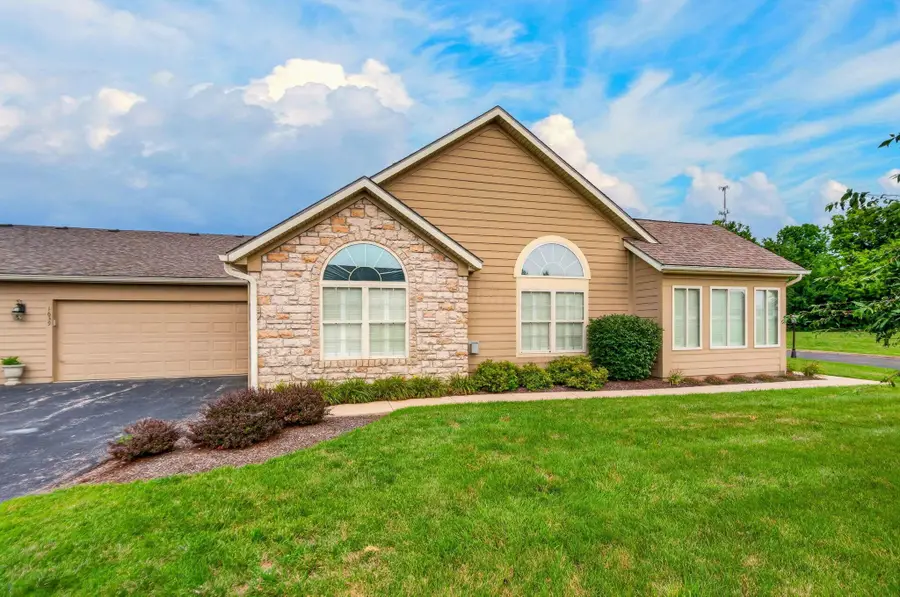1639 Crossing Boulevard, Circleville, OH 43113 - #2
