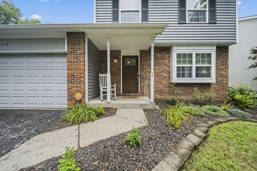 914 Windbourne Street, Columbus, OH 43230 - #3