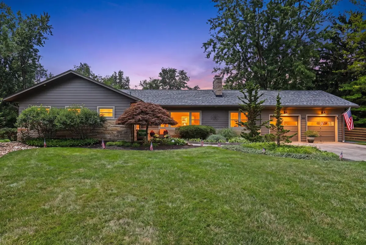 305 Woodsview Drive, Canal Winchester, OH 43110 - #1