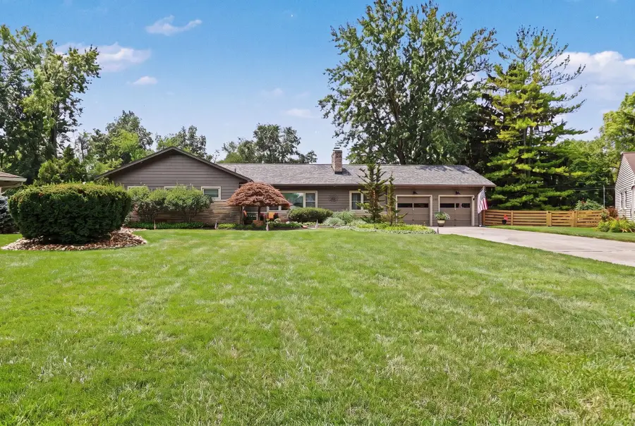 305 Woodsview Drive, Canal Winchester, OH 43110 - #3
