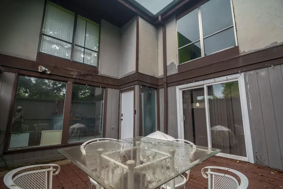 5475 Worthington Forest Place, Columbus, OH 43229 - #2
