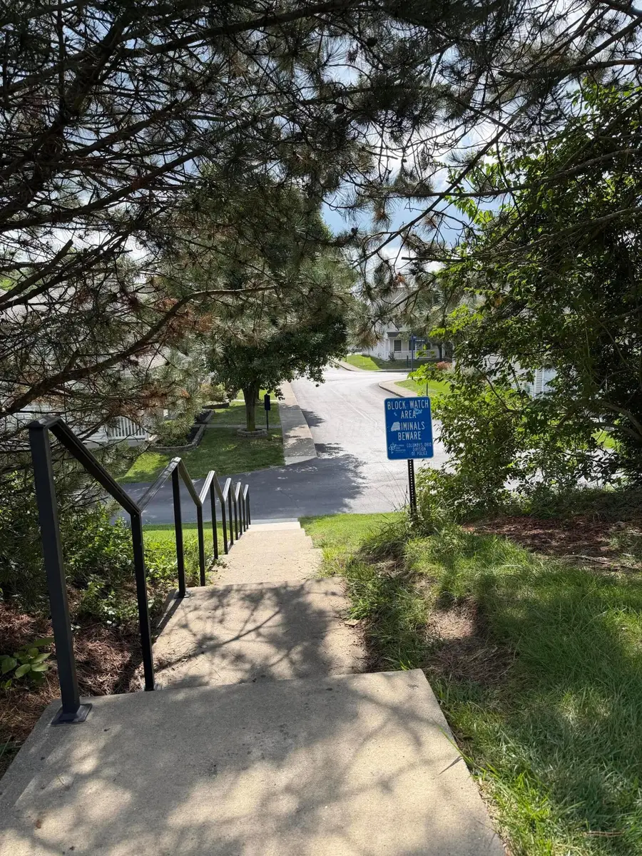 1514 Sargas Street, Columbus, OH 43240 - #3
