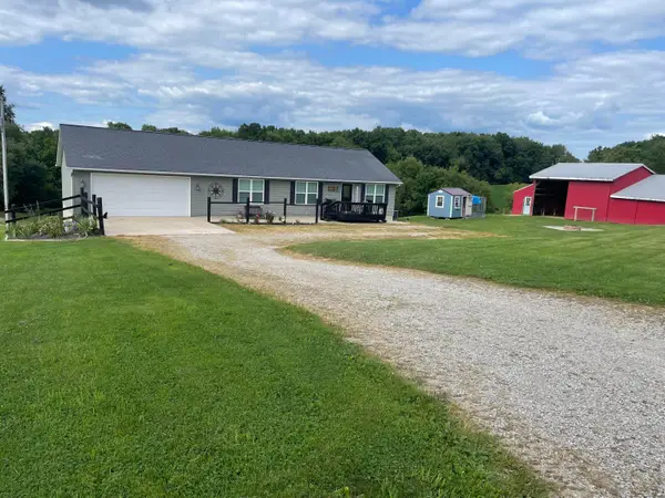 18160 Old Mansfield Road, Fredericktown, OH 43019