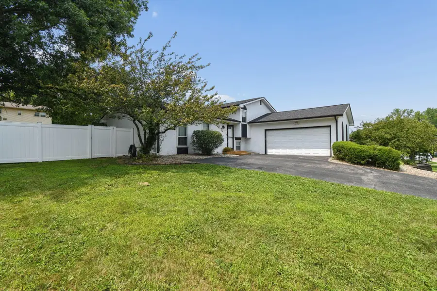 34 Carnation Place Sw, Etna, OH 43062 - #3