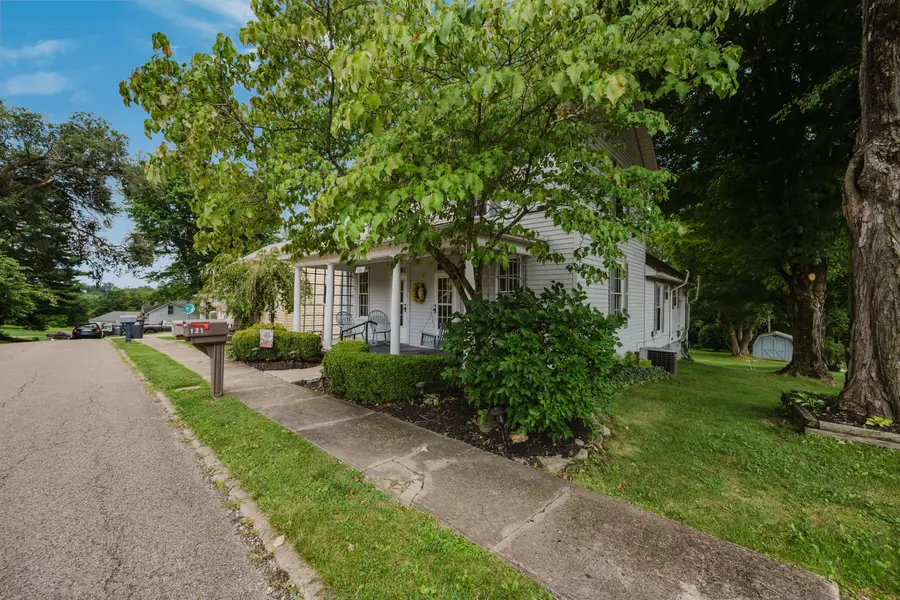 121 E Sheridan Avenue, Somerset, OH 43783 - #3