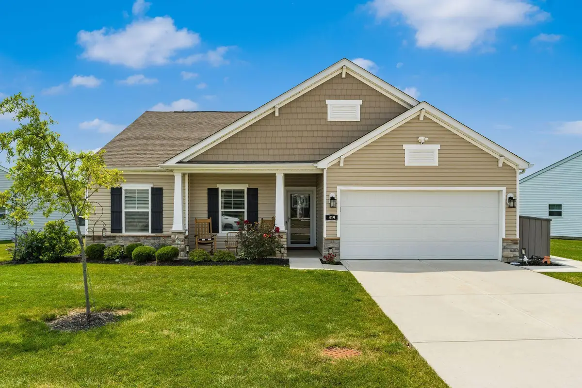 319 Mannaseh Drive W, Granville, OH 43023 - #1