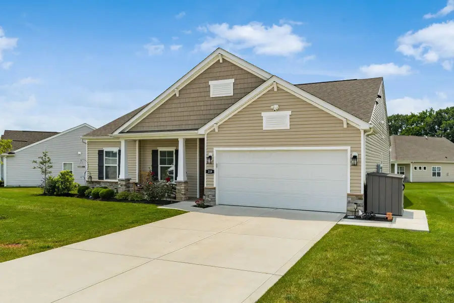 319 Mannaseh Drive W, Granville, OH 43023 - #2