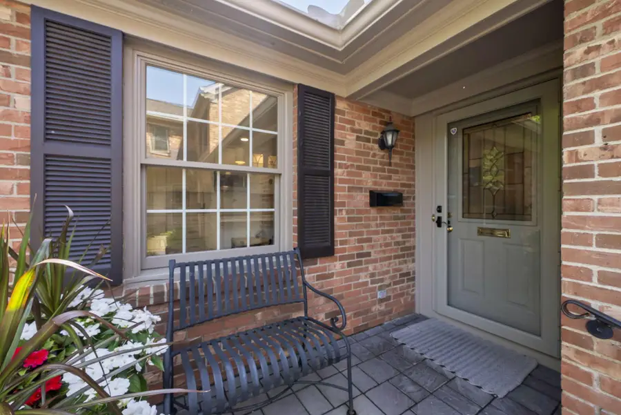 1209 Kenbrook Hills Drive, Columbus, OH 43220 - #3
