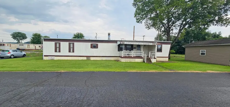 1570 E Main Street, Lancaster, OH 43130 - #2