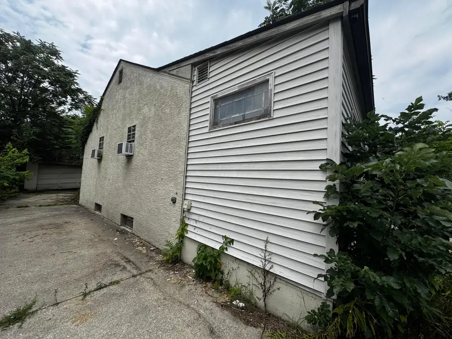 2599 Homecroft Drive, Columbus, OH 43211 - #2