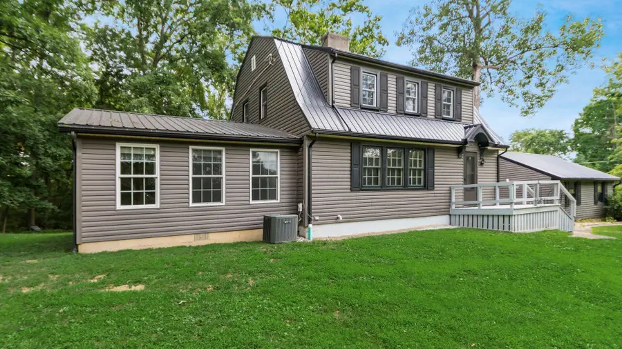 1224 Marwood Drive, Zanesville, OH 43701 - #3