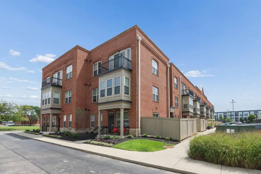 925 Ingleside Avenue, Columbus, OH 43215 - #3