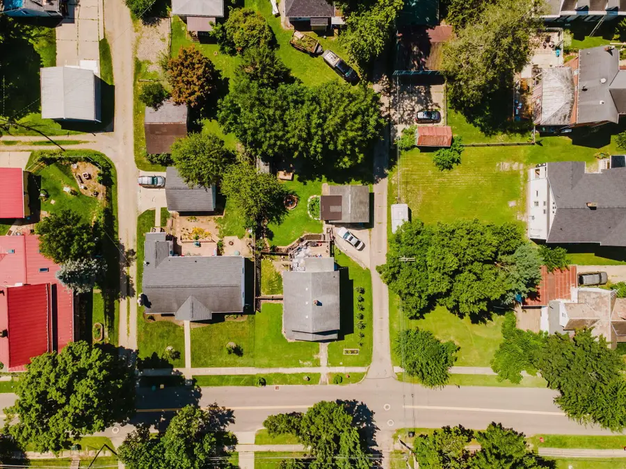 104 E Pleasant Street, Mount Vernon, OH 43050 - #2