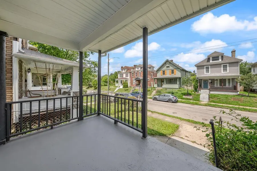 661 Siebert Street, Columbus, OH 43206 - #3