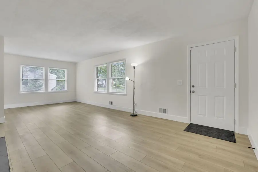 64 Lowell Road, Columbus, OH 43209 - #3