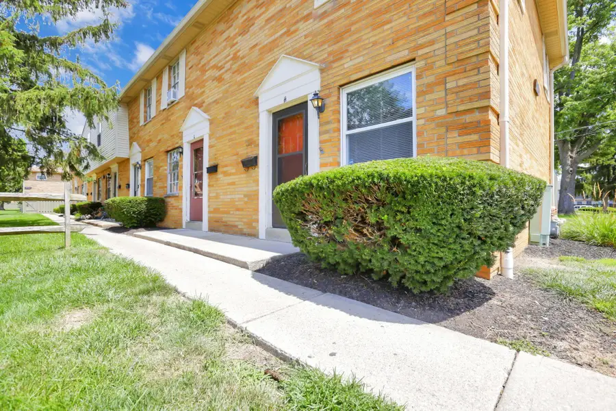 1746 Pine Tree Street S, Columbus, OH 43229 - #2