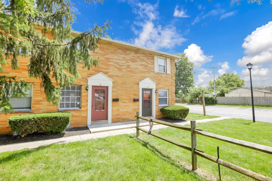 1746 Pine Tree Street S, Columbus, OH 43229 - #3