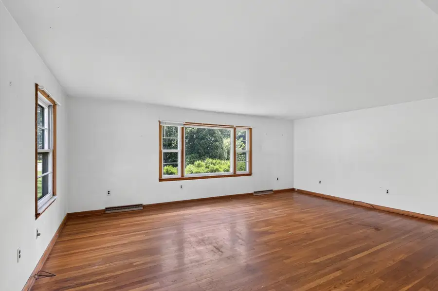 146 Oakland Boulevard Ne, Newark, OH 43055 - #3