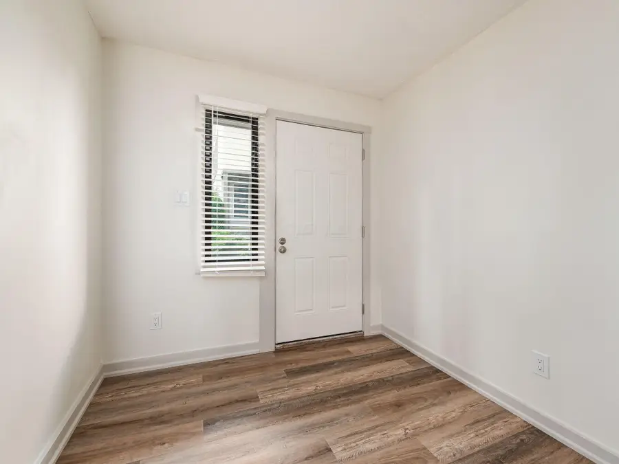 428 Edinburgh Road, Dublin, OH 43017 - #3