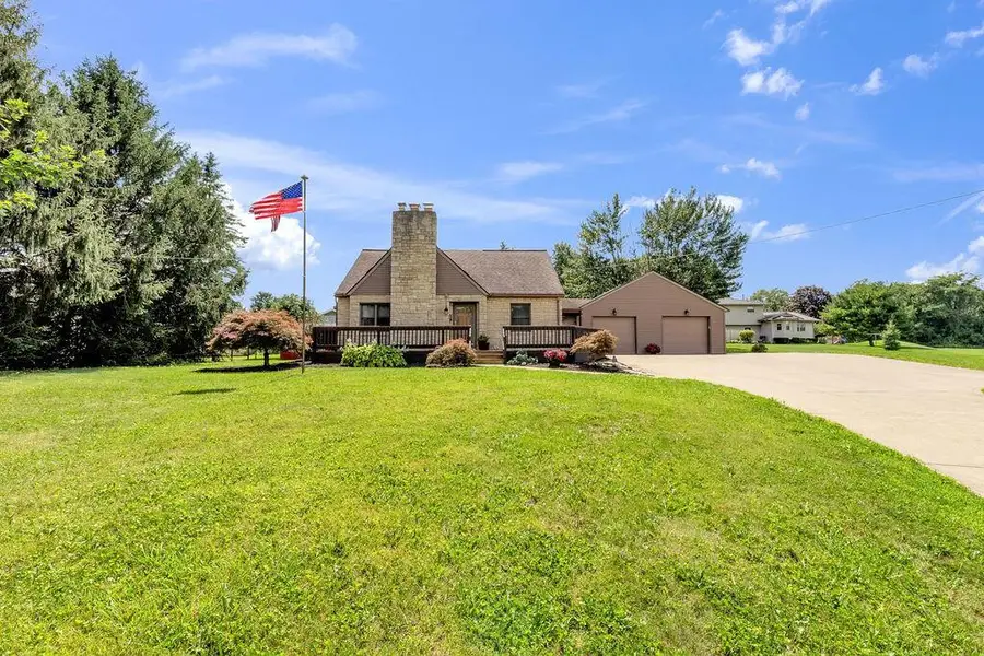 395 N Main Street, Johnstown, OH 43031 - #2