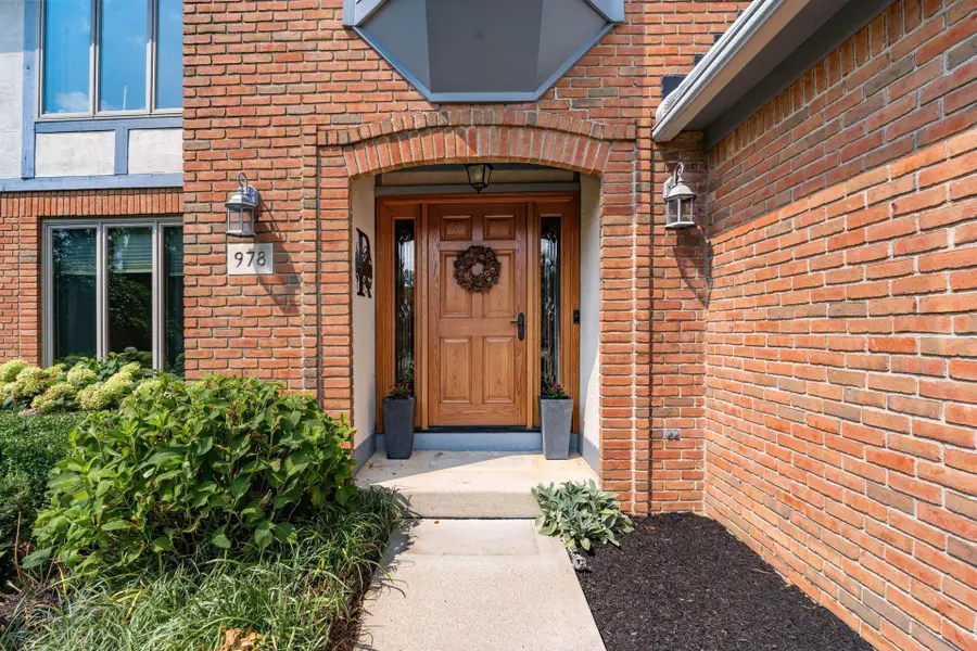 978 Valleyview Drive, Westerville, OH 43081 - #3