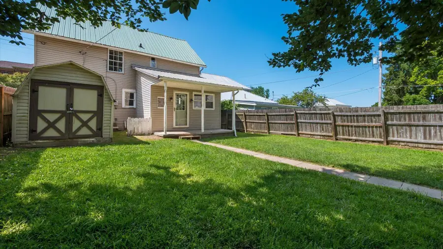 30 W Columbus Street, Thornville, OH 43076 - #3