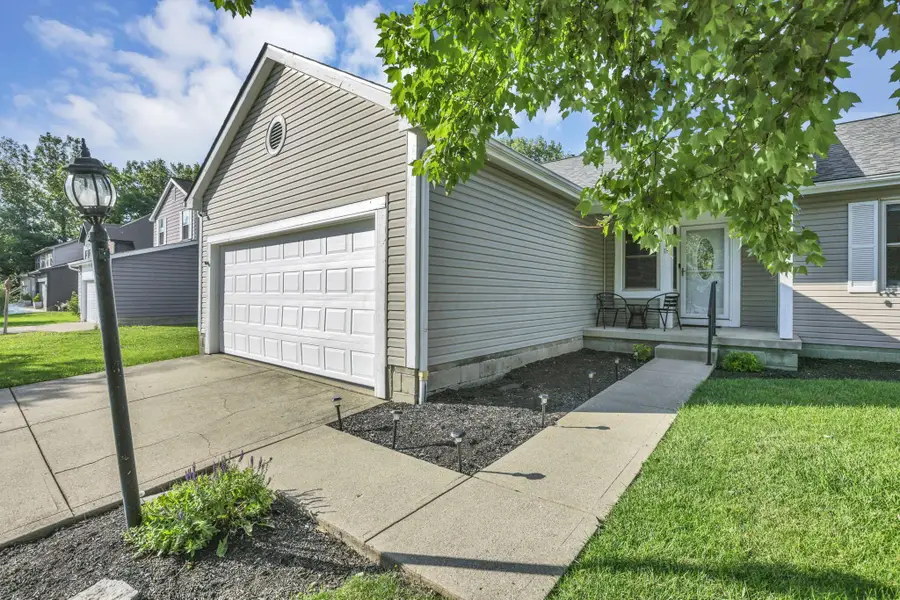 240 Pruden Drive, Pickerington, OH 43147 - #3